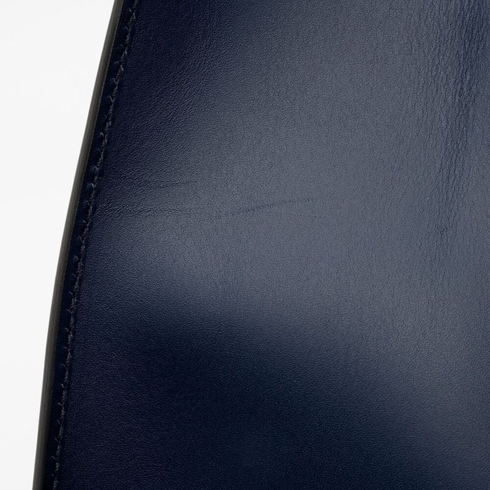 Gucci Leather Ghost Medium Tote - Picture 10 of 14